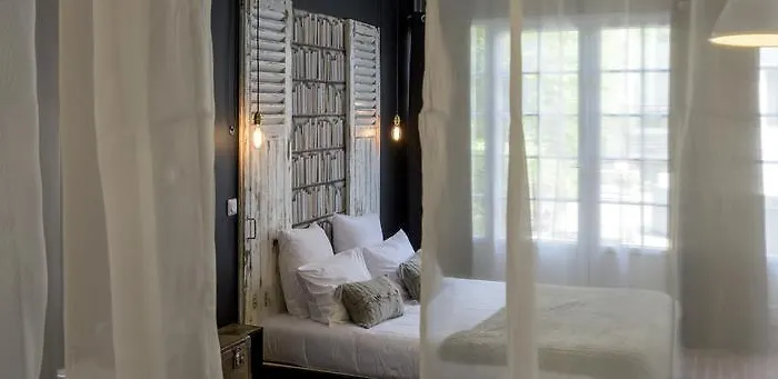 La Parenthese du Rond Royal